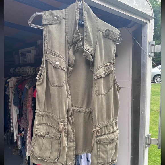 Max Jeans Jackets & Blazers - Max jeans size small military style army green vest